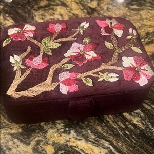 Embroidered Floral Jewelry Organizer - Burgundy and Pink